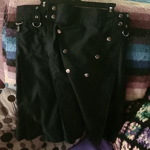 All Kilts Sport , Black Mens utilikilt style. Size 36